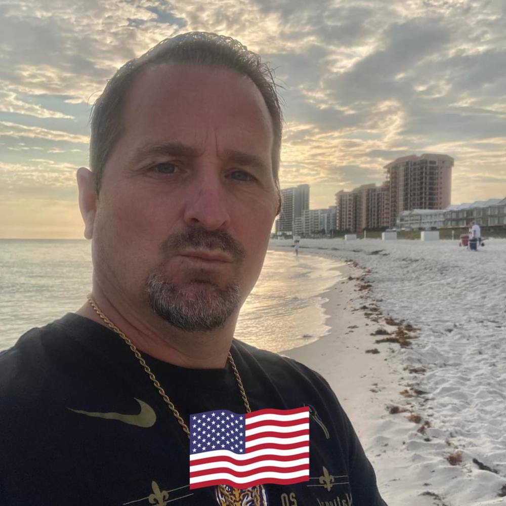 Meet your Posher, Damon